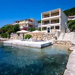 Guliva Apartmán *