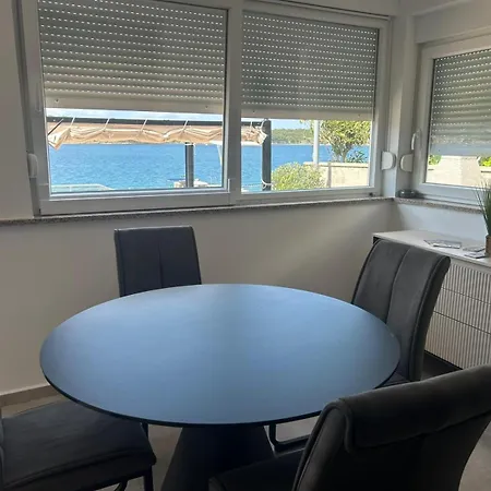 Guliva Apartmán Rab Town
