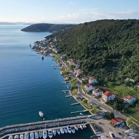 Apartment Guliva Rab Town